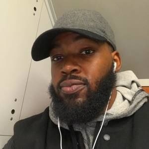 Meet your Posher, Troy